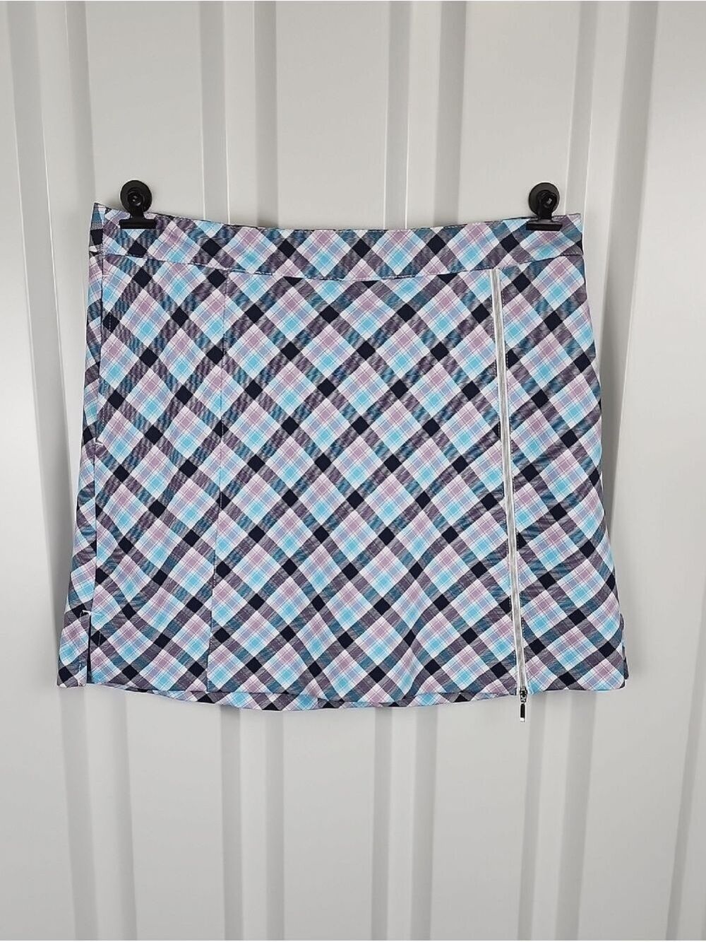Lady Hagen Womens Plaid Golf Skort in Blue, Purple and White Size 6 Zipper Front